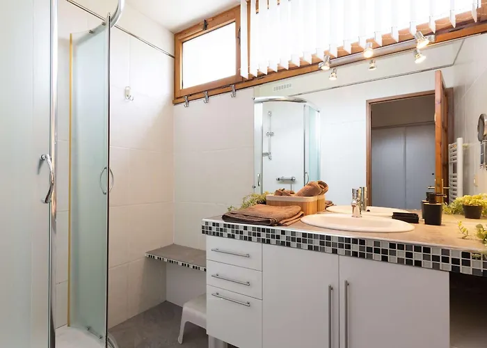 Cosy 2 Avec Parking Et Balcon A - Fr-1-296-310 Apartment *