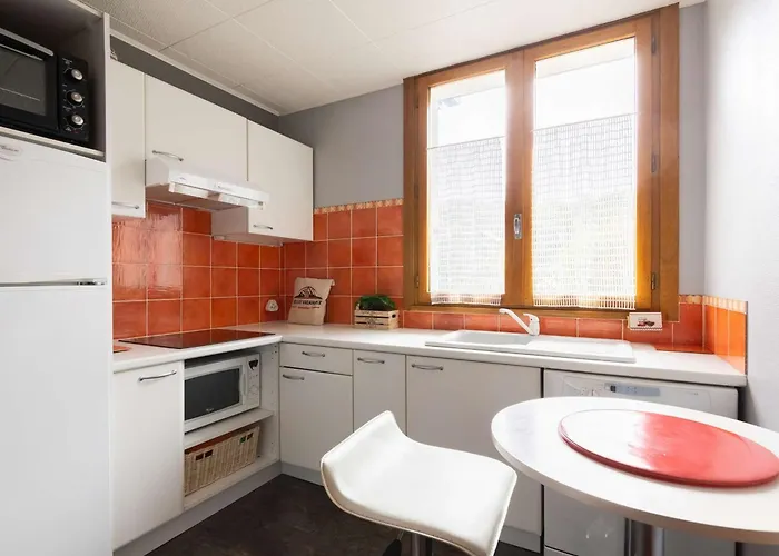 Cosy 2 Avec Parking Et Balcon A - Fr-1-296-310 * Saint-Lary-Soulan